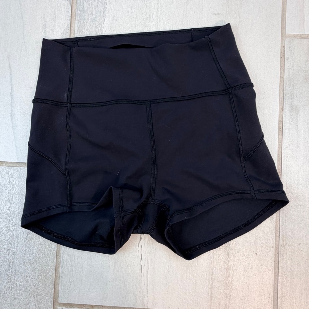 Lululemon Speed Up Shorts LW7AJ8SZ5 Womens Size 4